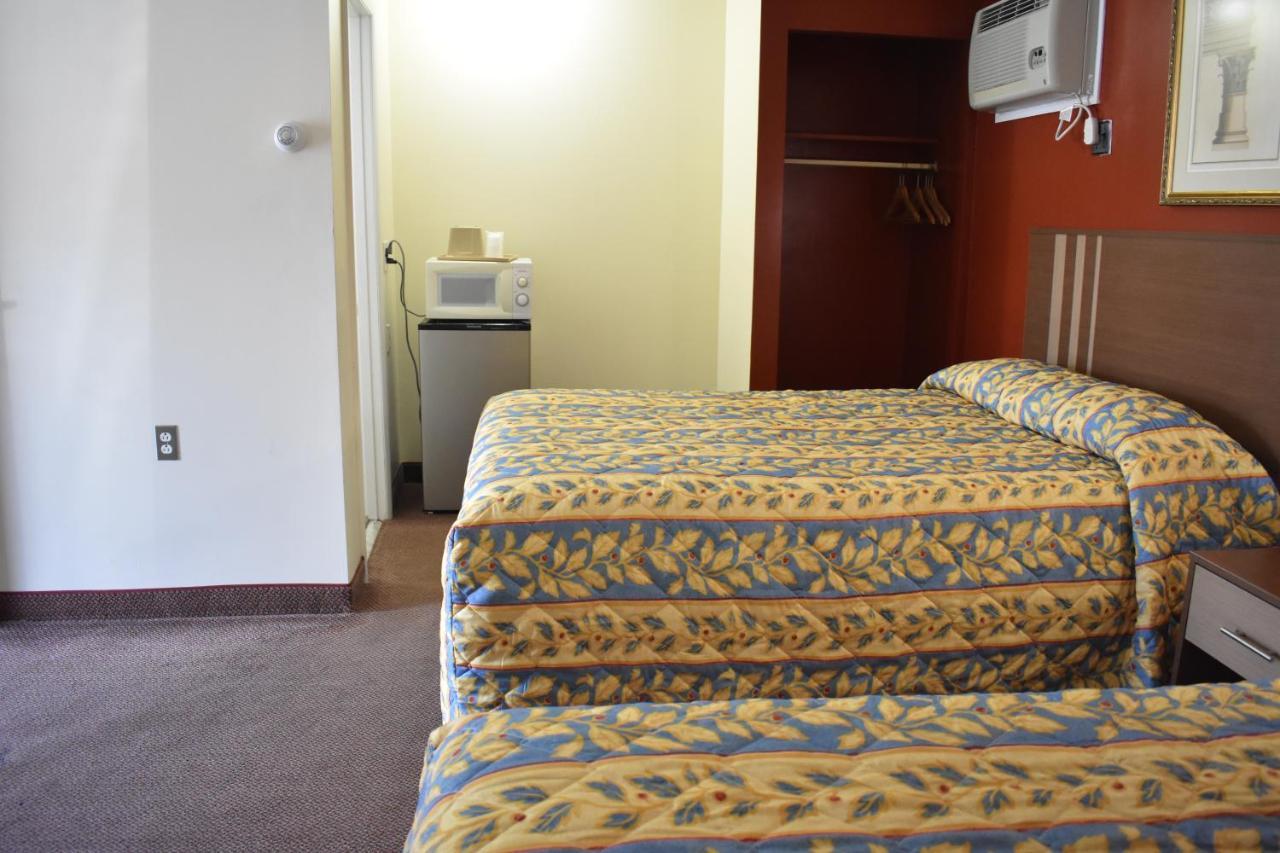 South Hills Motel *